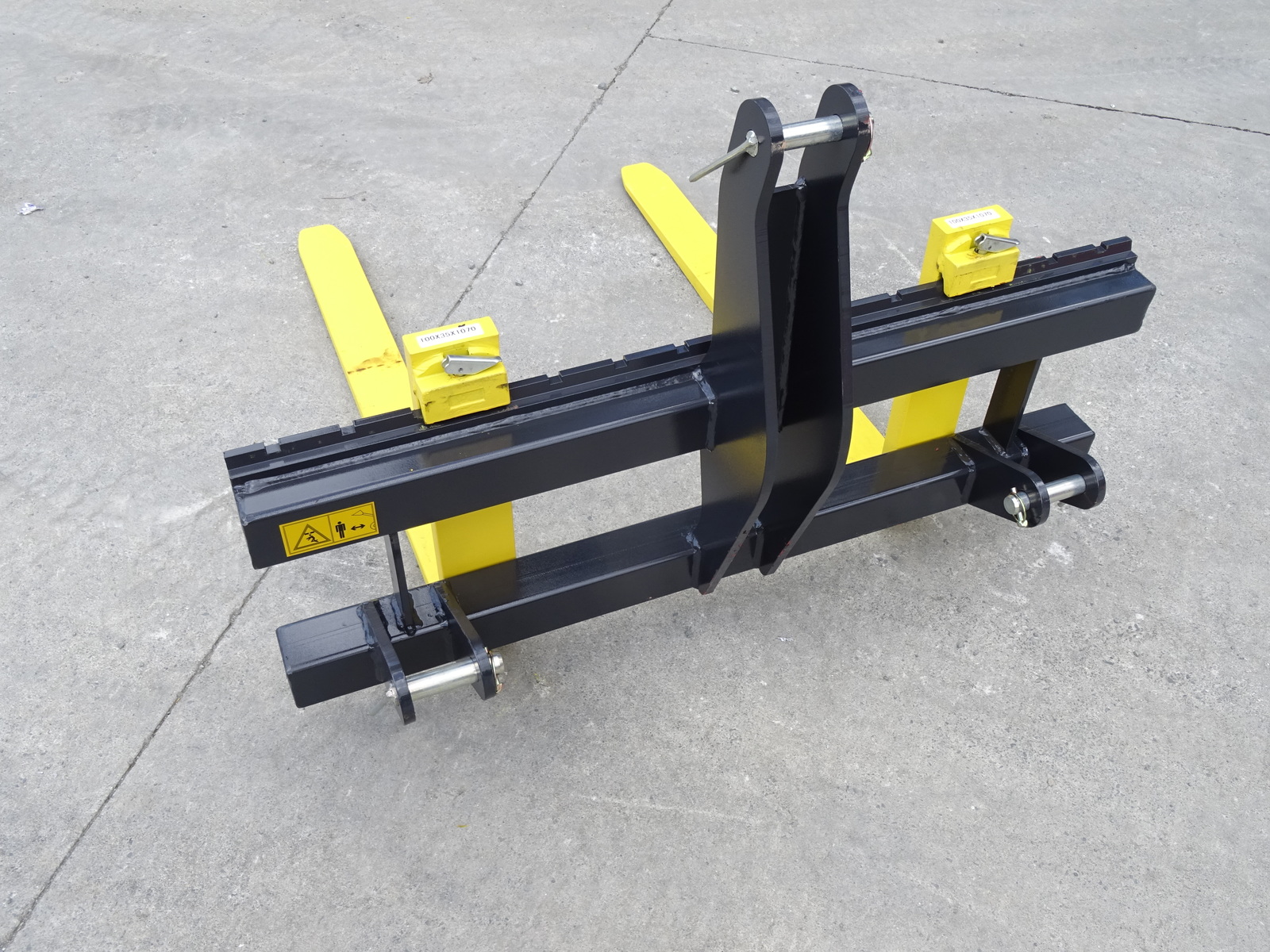 3 Point Linkage Pallet Forks 1500 Kg