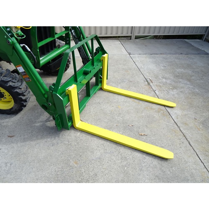 3 Point Linkage Pallet forks 1500 KG