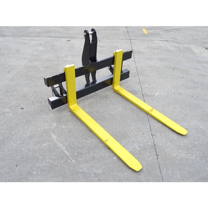 3 Point Linkage Pallet forks 1500 KG